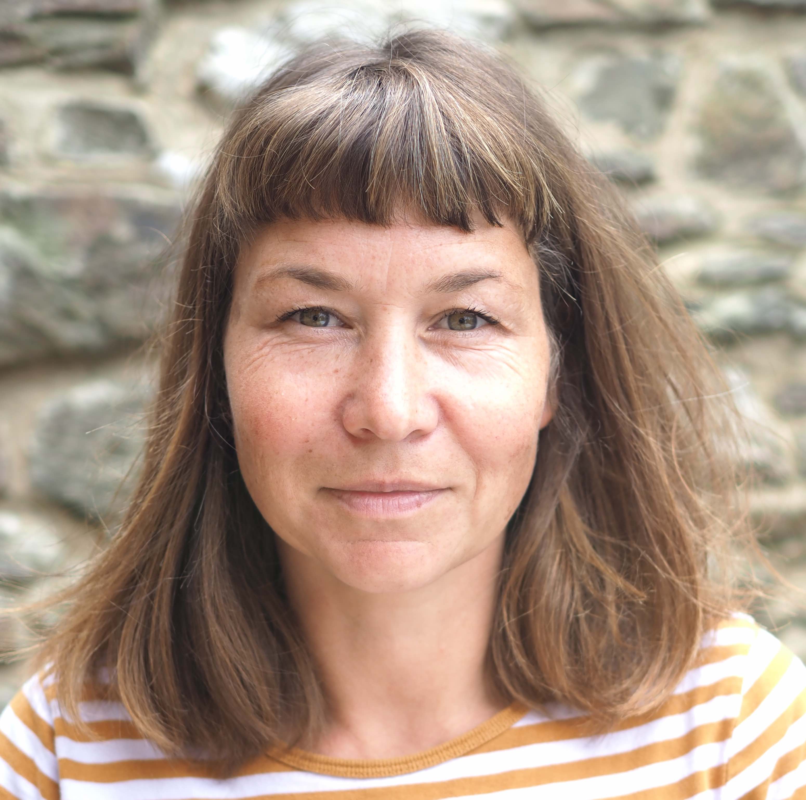 Dr Elze Hesse